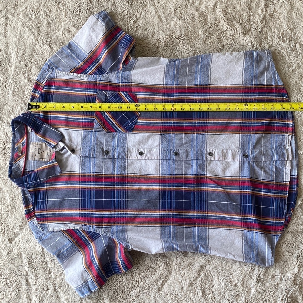 Men’s Guess Slim Fit Button Up Short Sleeve Shirt Blue and Red Plaid Size XL - Picture 4 of 8